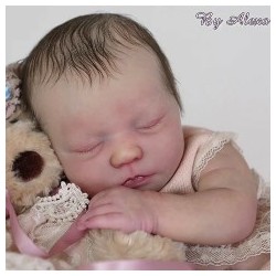 Realborn® Zuri durmiendo